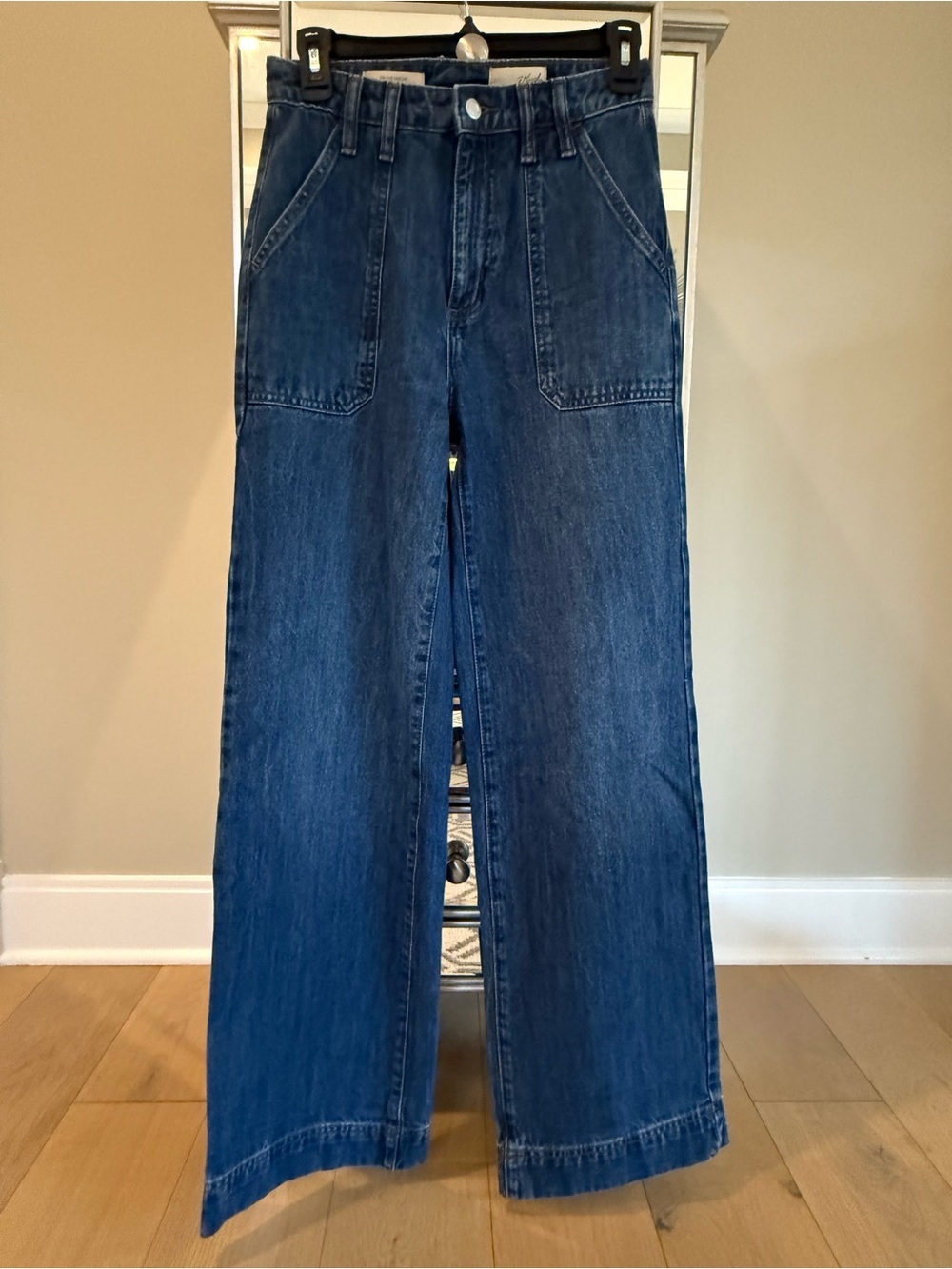 Universal Thread Women's High Rise Wide-Leg Dark Blue Denim Jeans